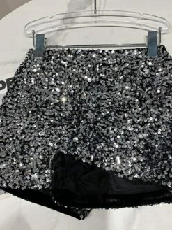 Women's Silver Black Sequin Shorts Micro-elastic Mid Waist Sparkle Party Street Silver Black S M Fall Winter -LIGHTINTHEBOX Shop tjlphl1693295385262