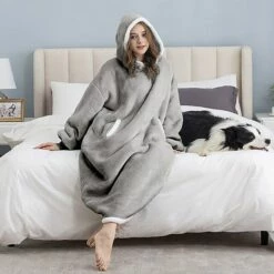 Women‘s Christmas Couple‘s Pajamas Nightgown Wearable Blanket Hoodie Blanket Pure Color Warm Comfort Oversized Home Daily Fleece Warm Hoodie Long Sleeve Pocket Winter Fall Pink Wine 27 Women‘s Christmas Couple‘s Pajamas Nightgown Wearable Blanket Hoodie Blanket Pure Color Warm Comfort Oversized Home Daily Fleece Warm Hoodie Long Sleeve Pocket Winter Fall Pink Wine -LIGHTINTHEBOX Shop zhwcpm1663926503482